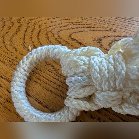 Vintage 1970's macrame double plant hanger cream with red beads - Picture 3 of 5